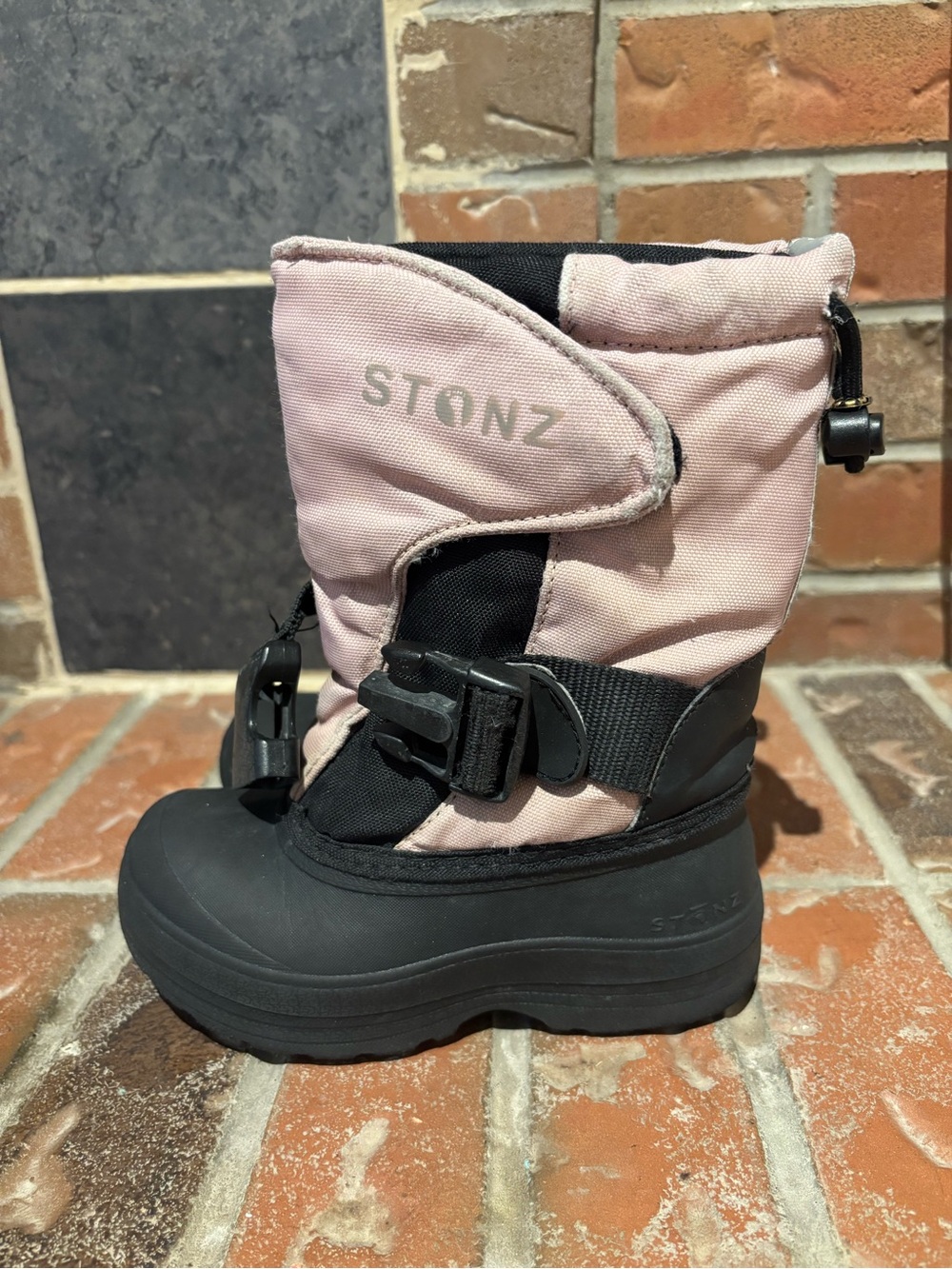 Stonz Pink and Black Kids Snow Boot